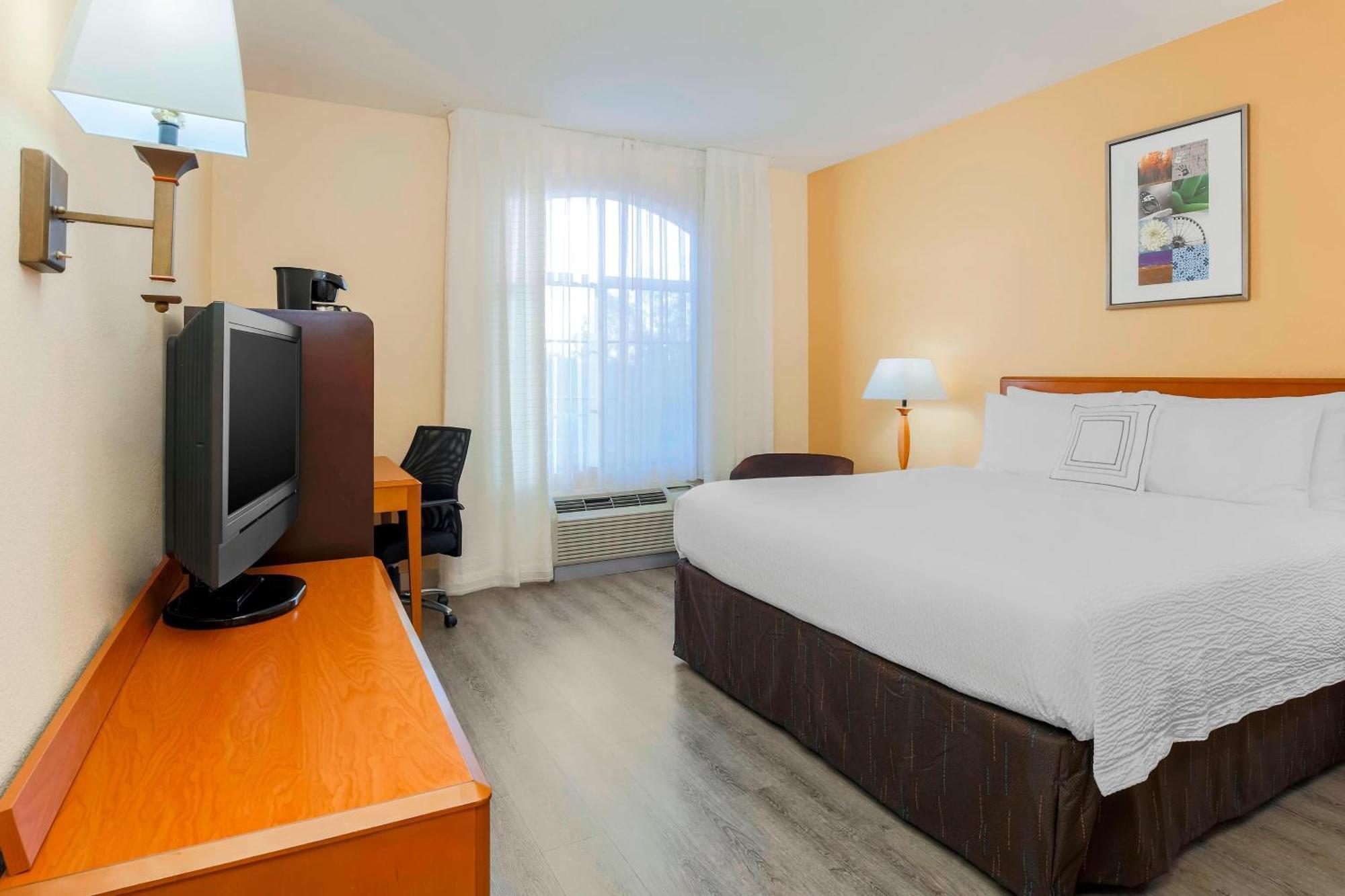 Fairfield Inn & Suites Темекула Екстериор снимка