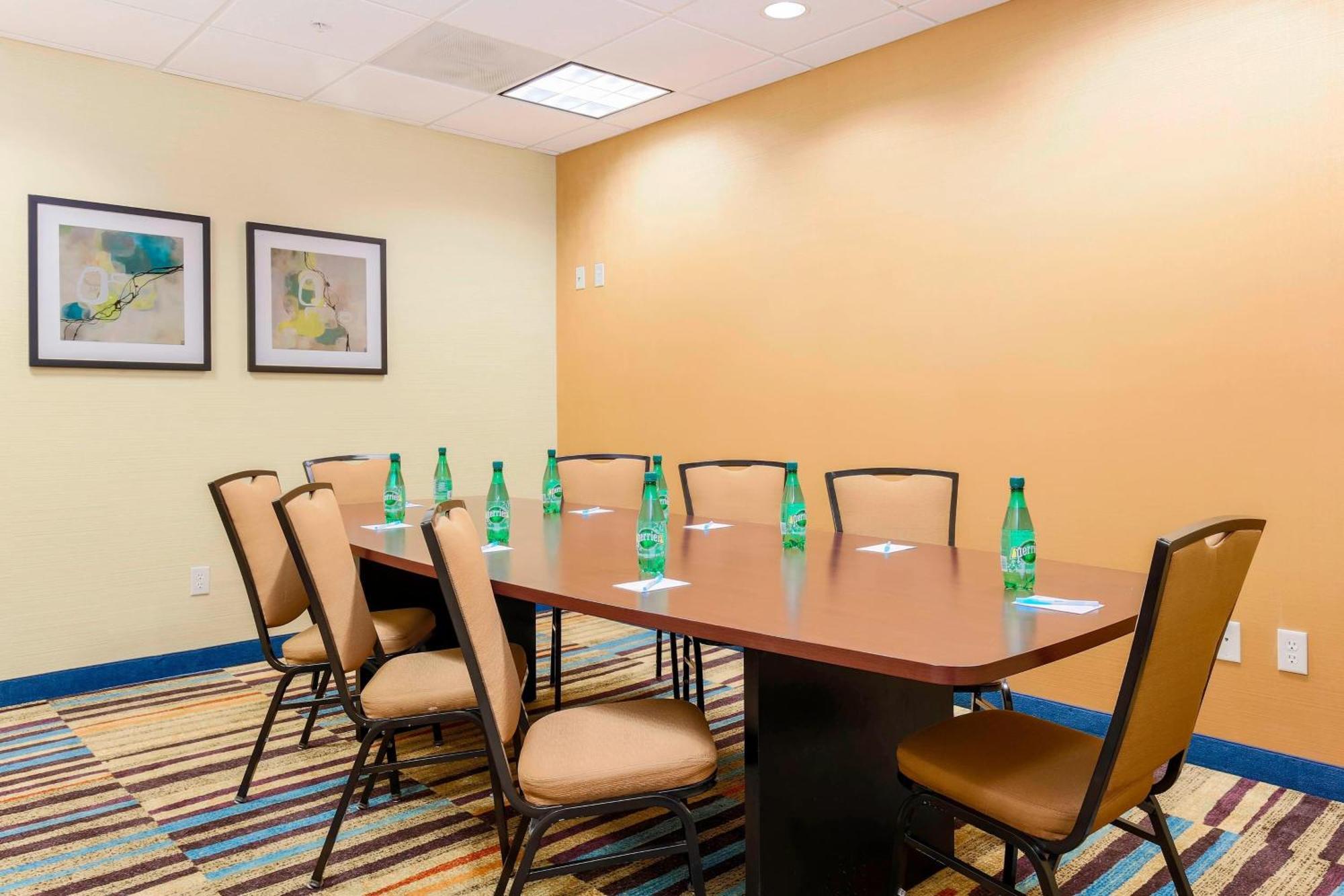 Fairfield Inn & Suites Темекула Екстериор снимка